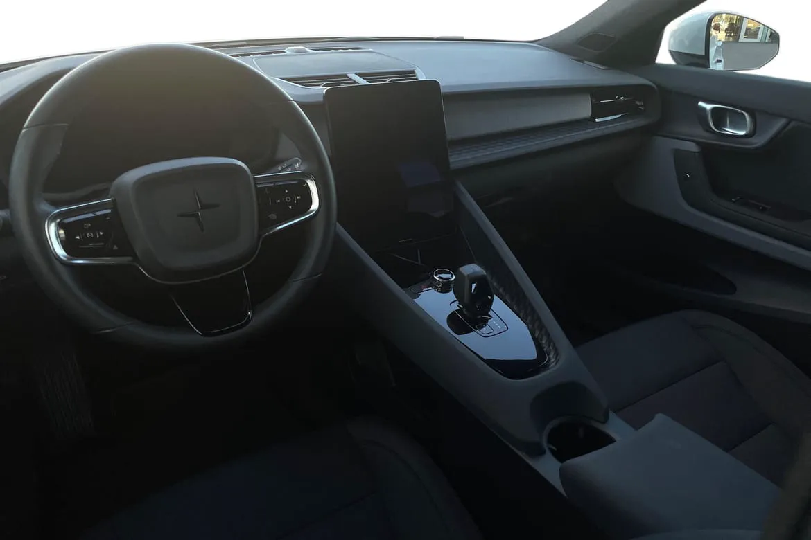 Vehicle image 18
