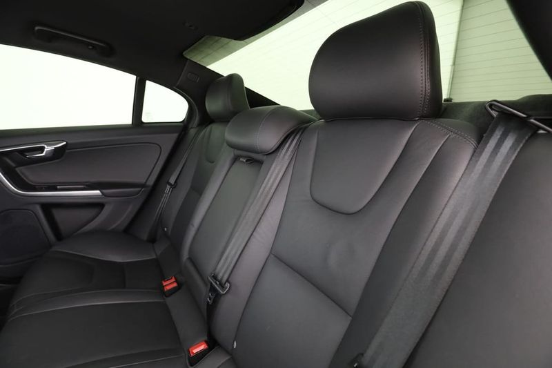 Volvo S60 bild 15