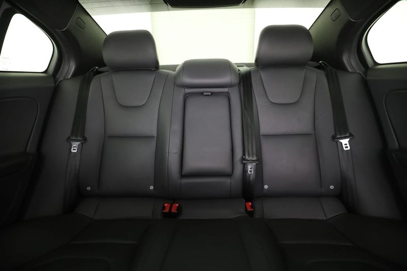 Volvo S60 bild 16