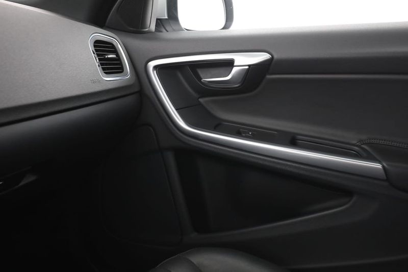 Volvo S60 bild 30