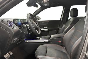 Mercedes GLB200 bild 8