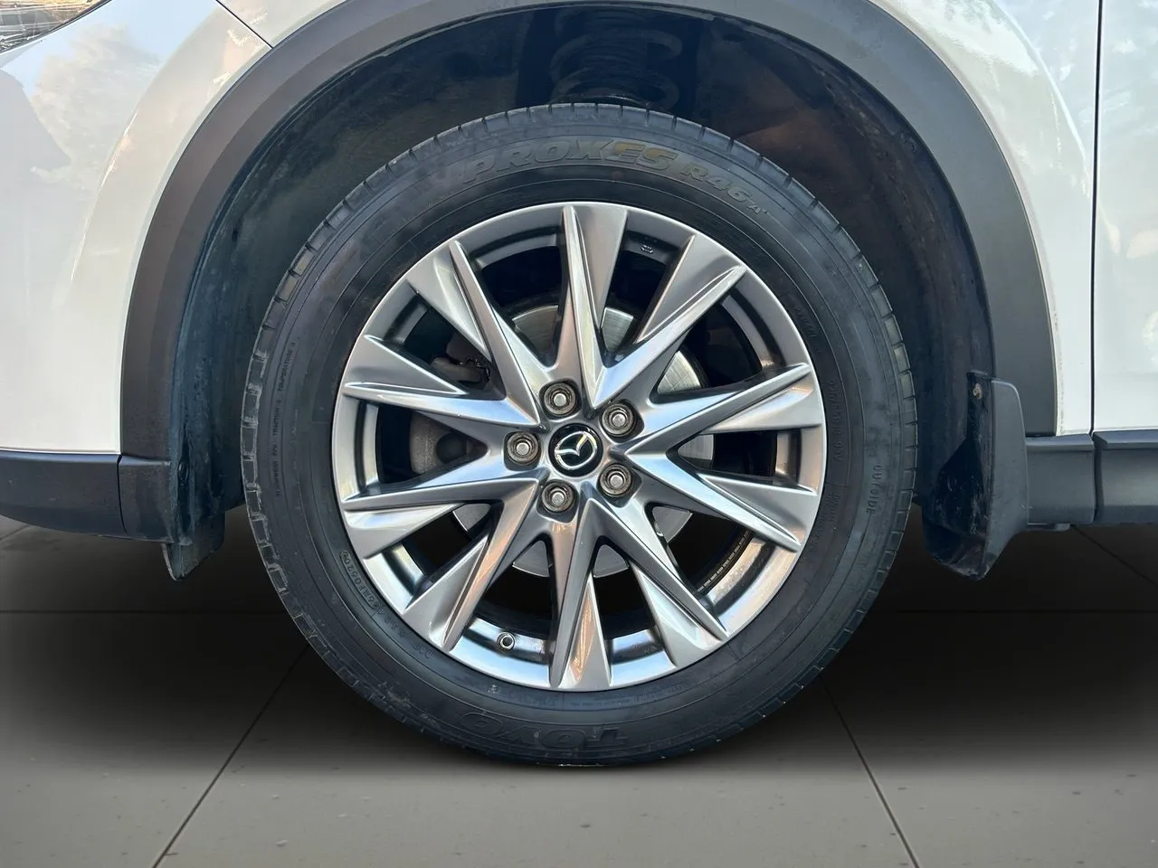 Vehicle image 13