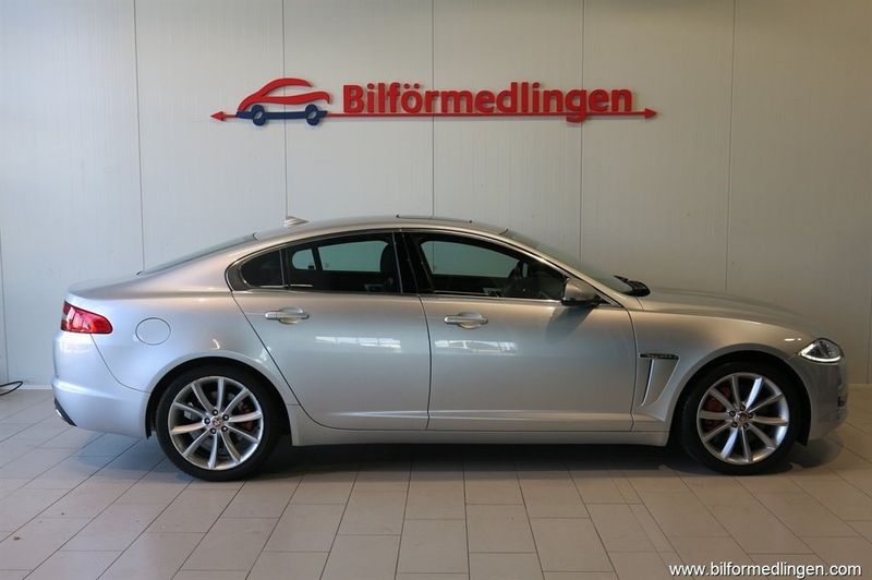 Jaguar XF bild 2