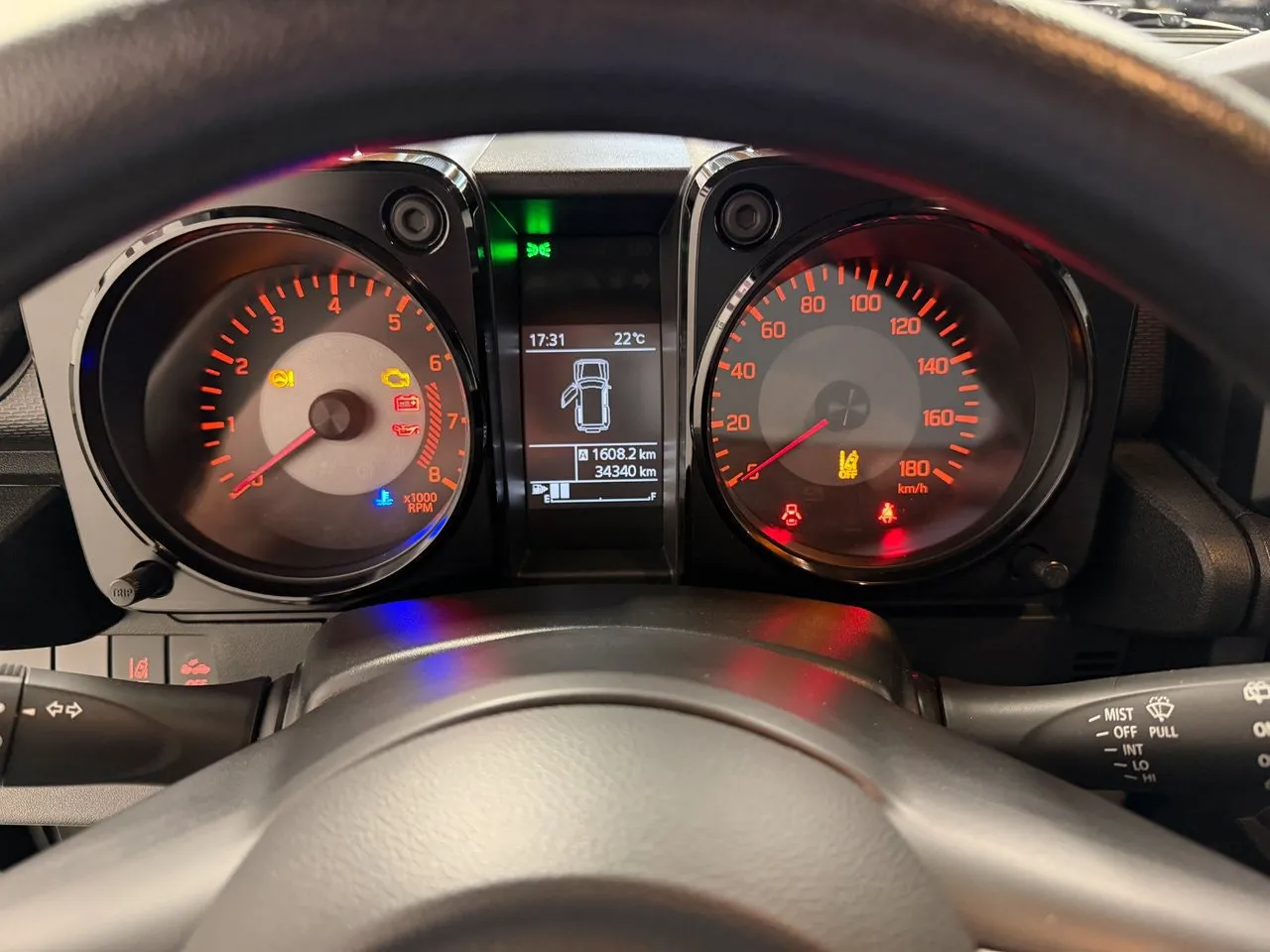 Vehicle image 7