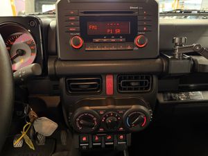 Suzuki Jimny bild 9