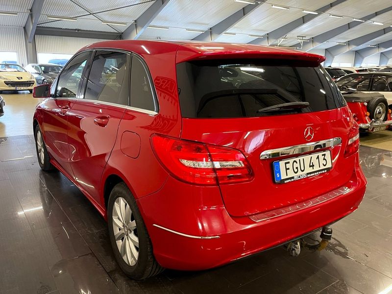 Mercedes B180 bild 5