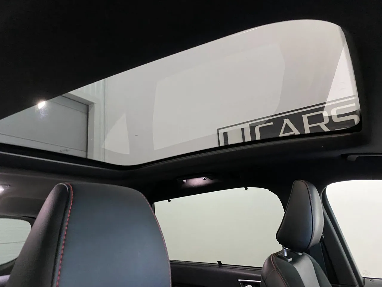 Vehicle image 20