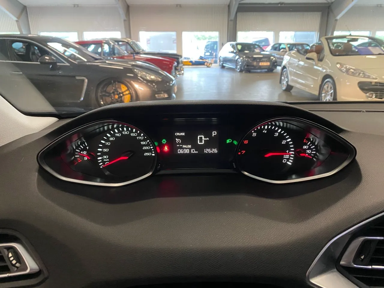Vehicle image 23