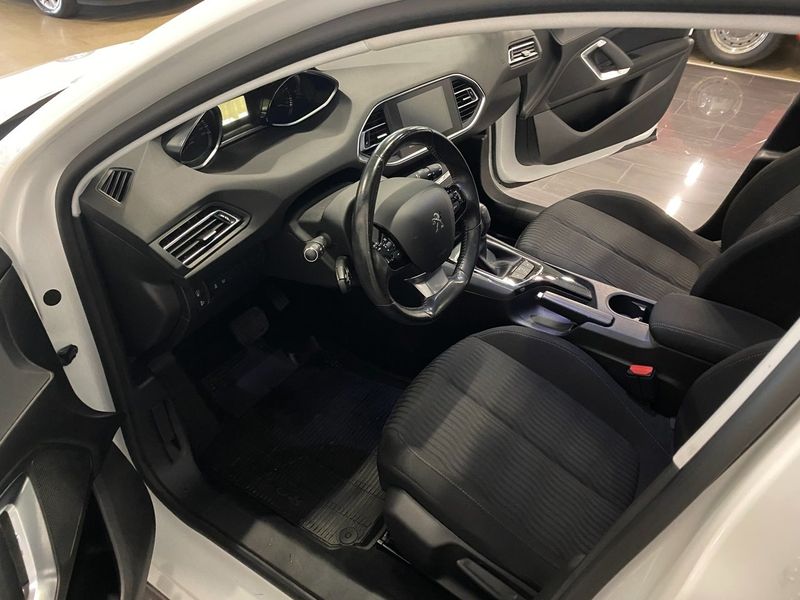 Peugeot 308 bild 16