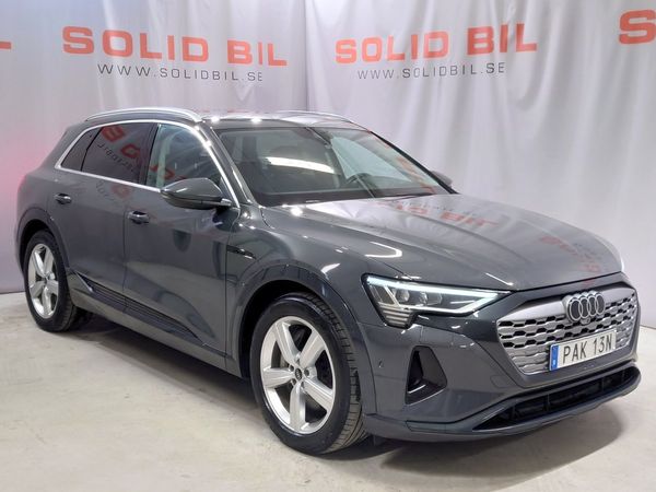 Audi Q8 50 e-tron quattro Läder - 2024