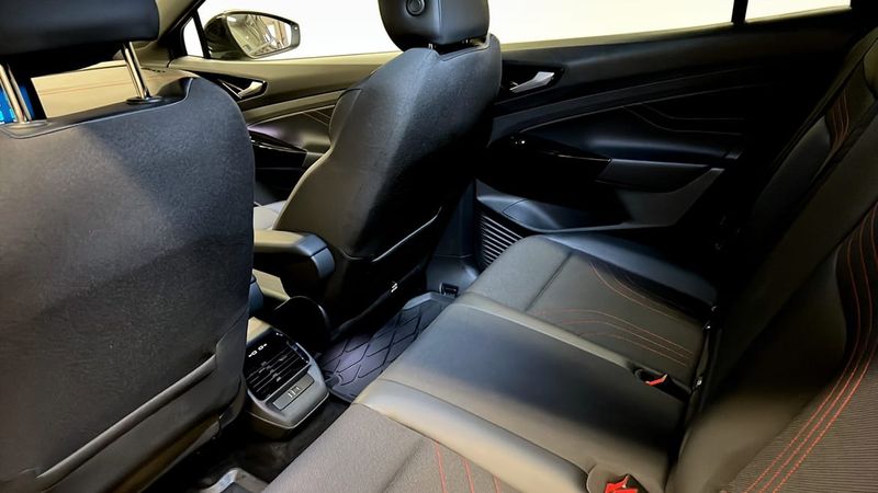 Volkswagen ID.4 bild 11