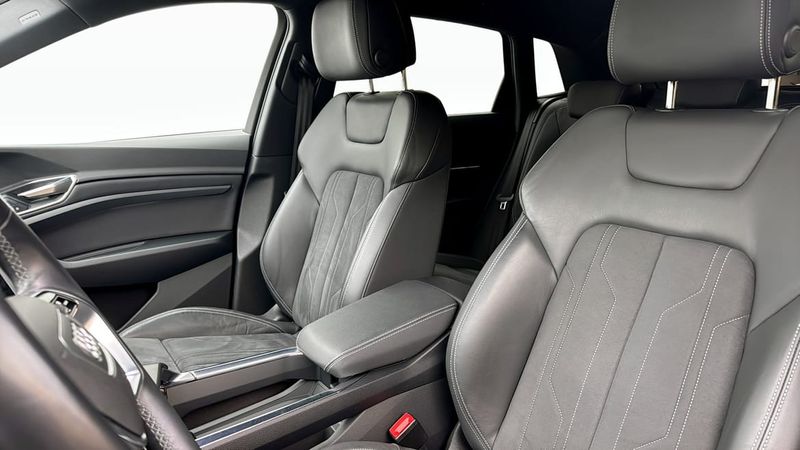 Audi Q8 e-tron bild 8