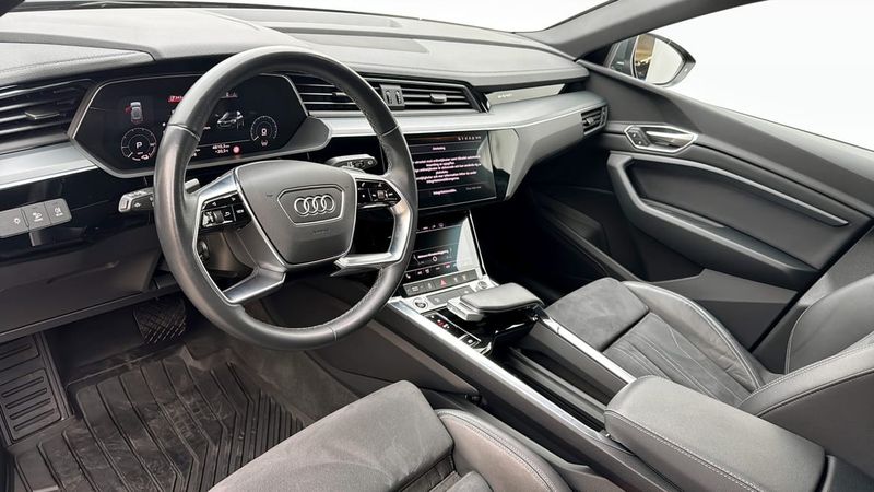 Audi Q8 e-tron bild 7
