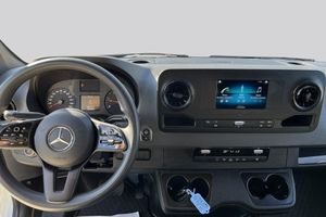 Mercedes Sprinter bild 7