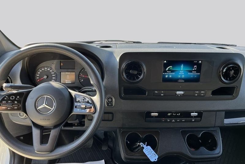 Mercedes Sprinter bild 7