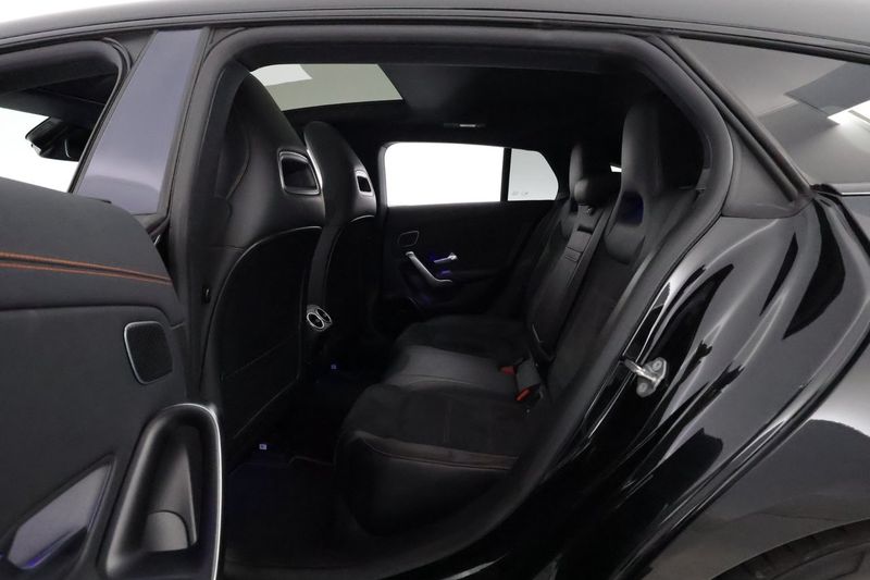 Mercedes CLA250 bild 12