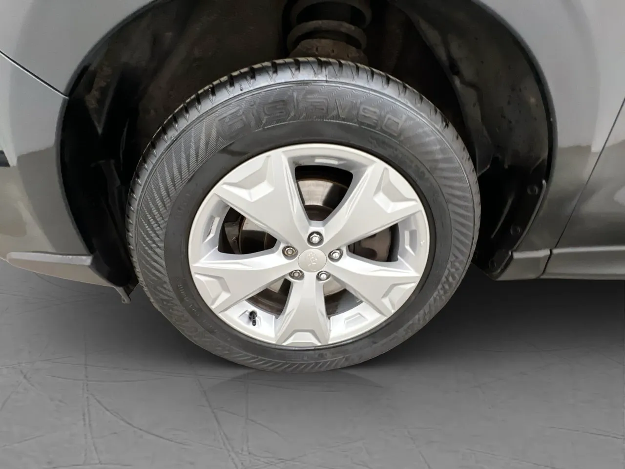 Vehicle image 30