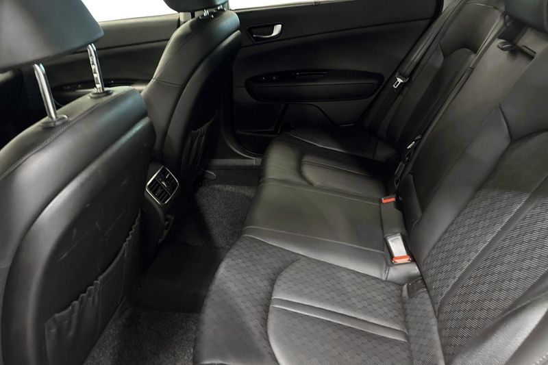 Kia Optima bild 16