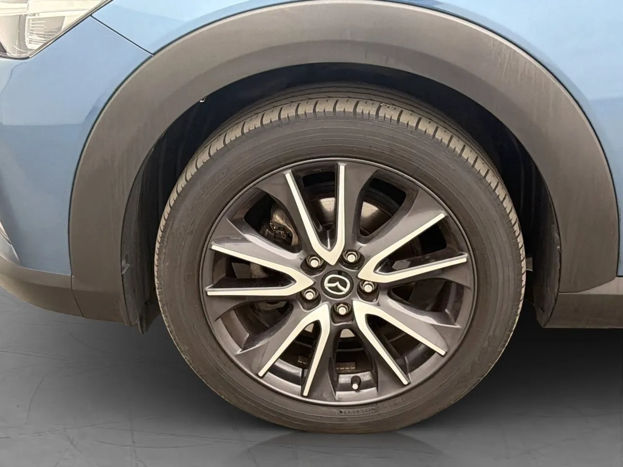 Vehicle image 30