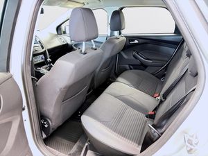 Ford Focus bild 8