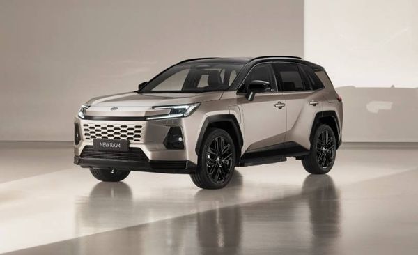 Toyota RAV4 NYA MODELLEN - LADDHYBRID - FLEET EDITION - 2026