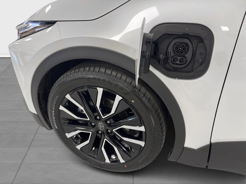Toyota C-HR+ bild 15
