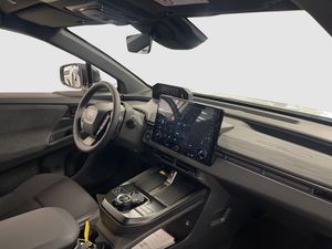 Toyota C-HR+ bild 7
