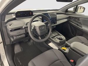 Toyota C-HR+ bild 7