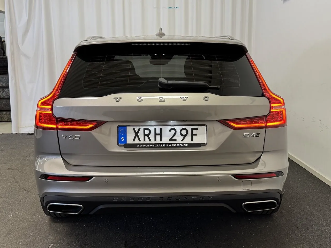 Vehicle image 23
