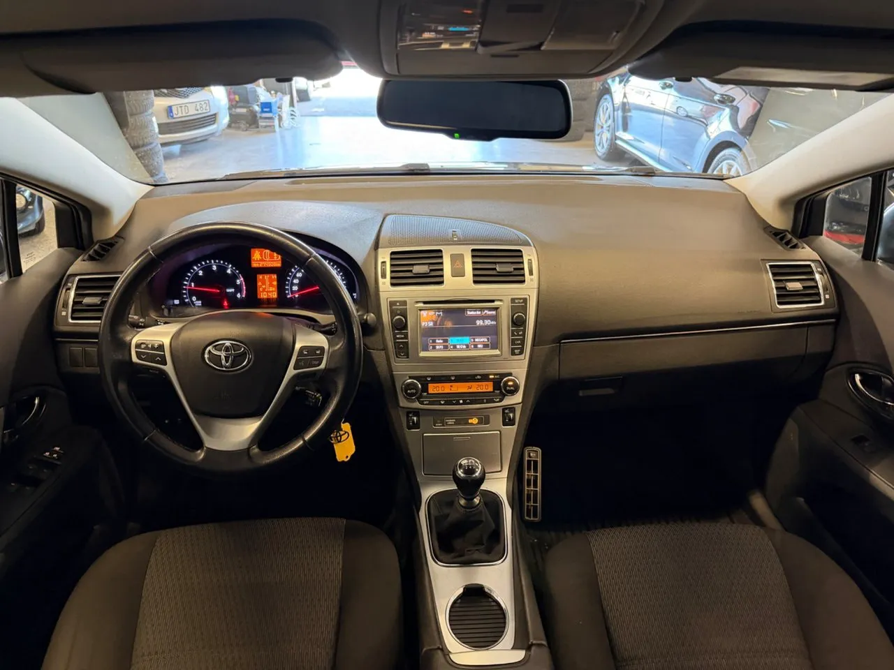 Vehicle image 22
