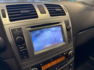 Toyota Avensis bild 12