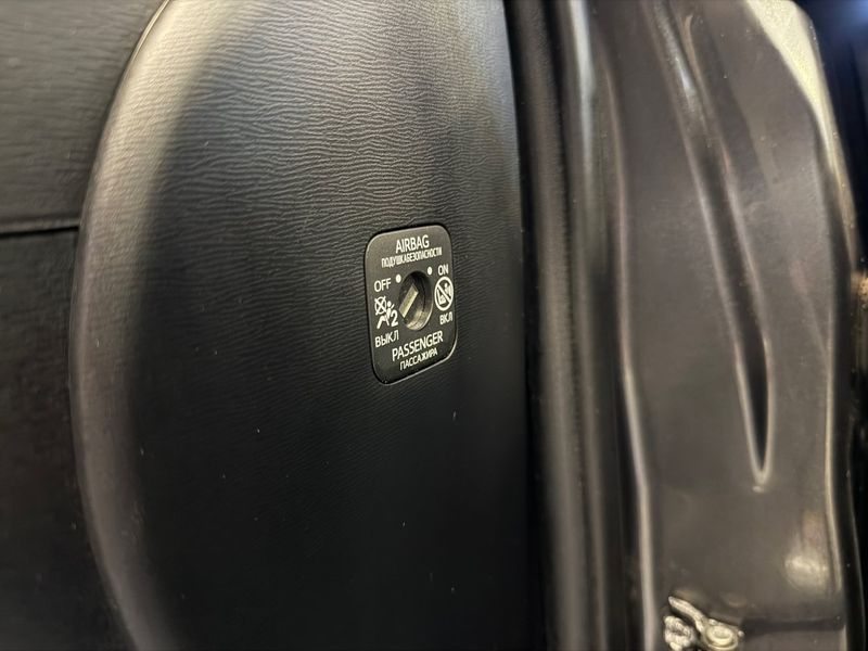 Toyota Avensis bild 18