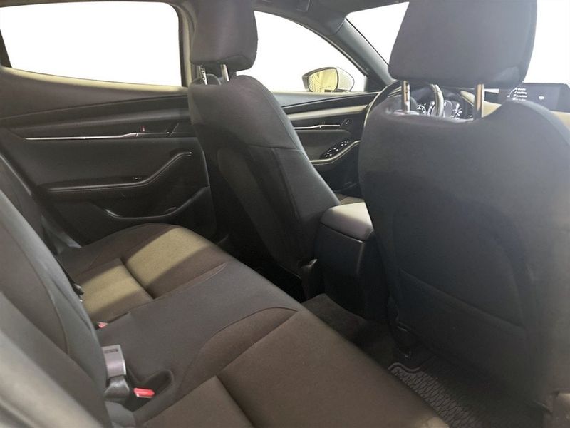 Mazda 3 bild 15