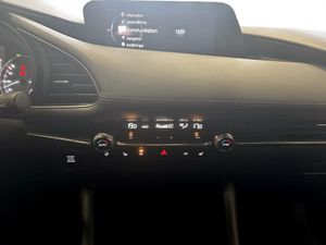 Mazda 3 bild 12