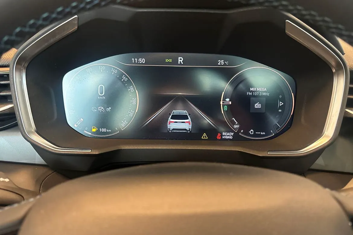 Vehicle image 15
