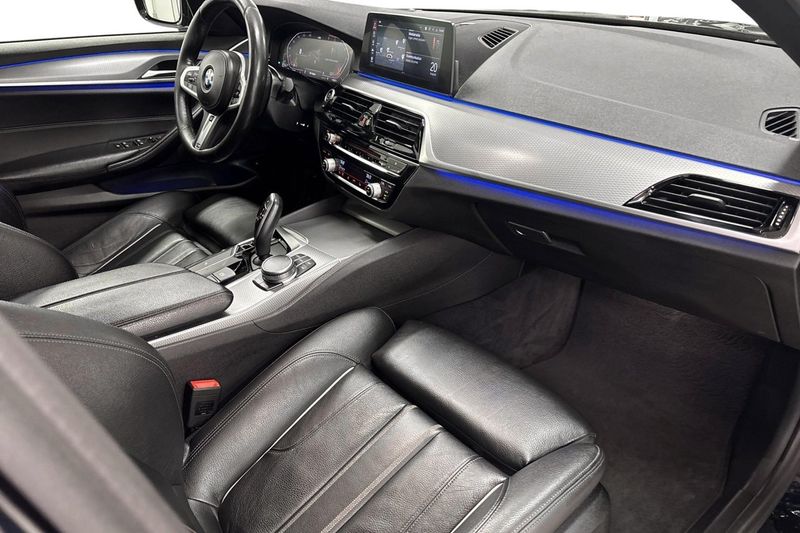 BMW 520 bild 15