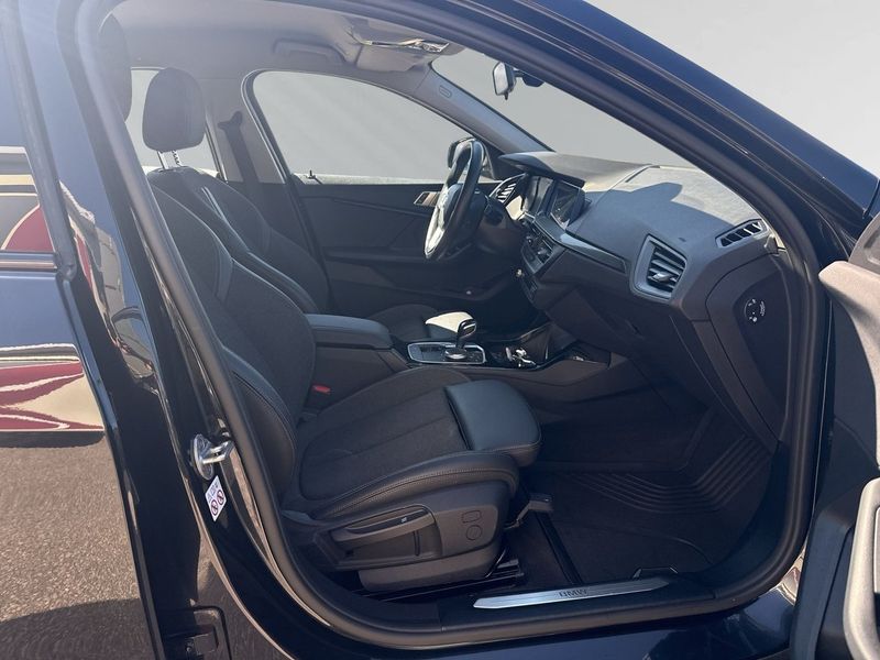 BMW 118 bild 9