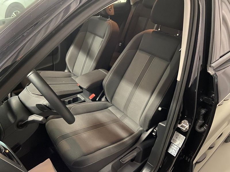 Volkswagen T-Roc bild 7