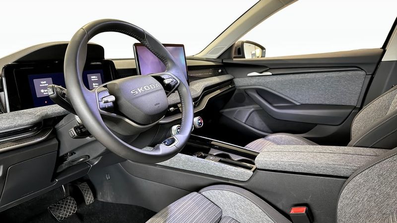 Skoda Superb bild 7