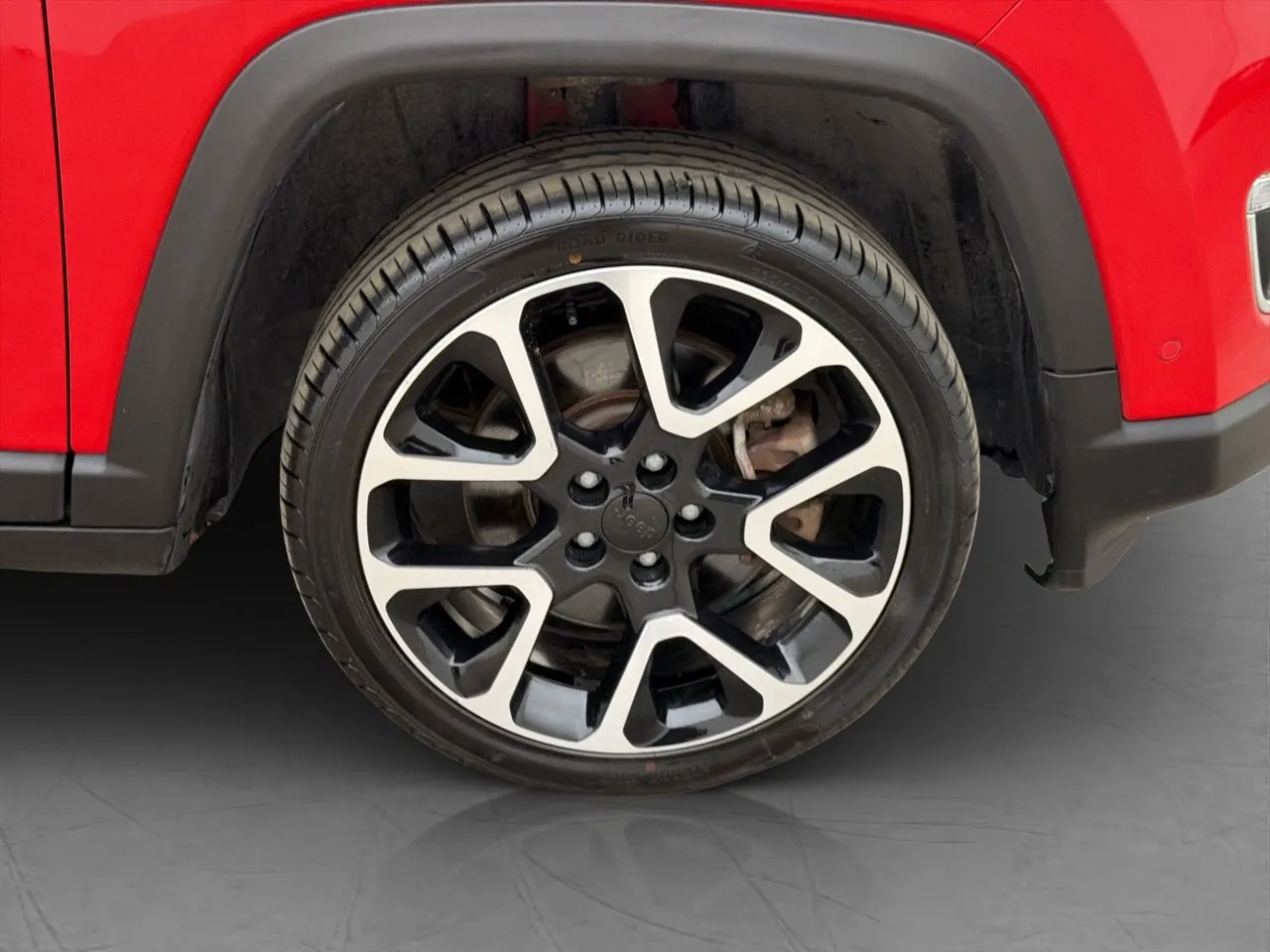 Vehicle image 30