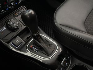 Jeep Compass bild 25