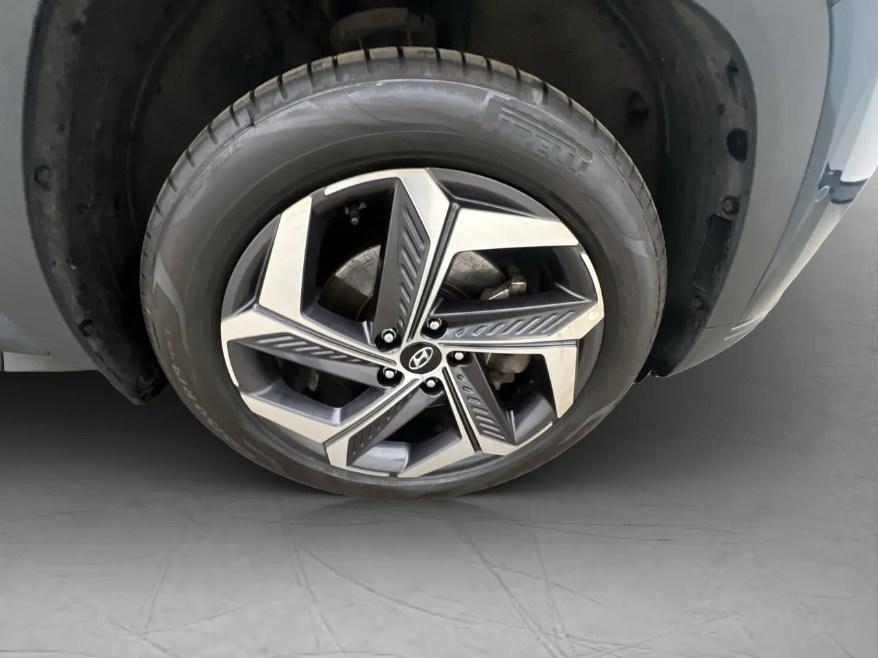 Vehicle image 35