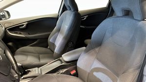 Volvo V40 bild 8