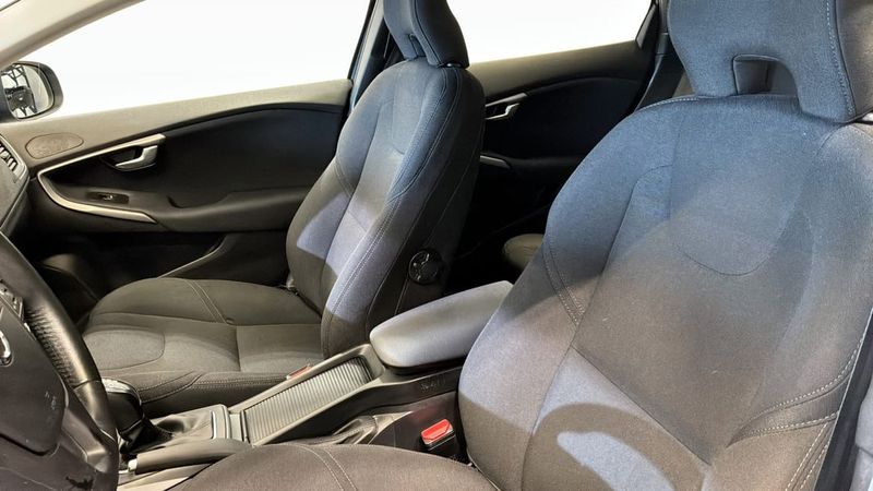 Volvo V40 bild 8