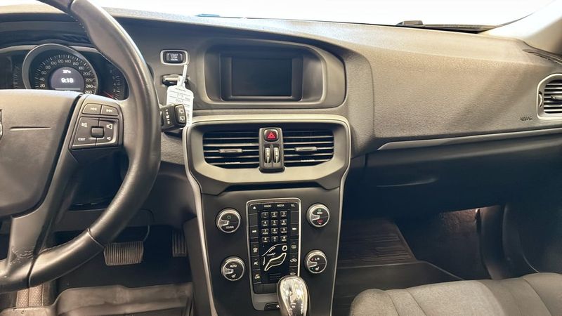 Volvo V40 bild 9