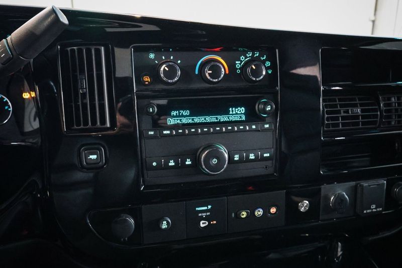 Chevrolet Express bild 23
