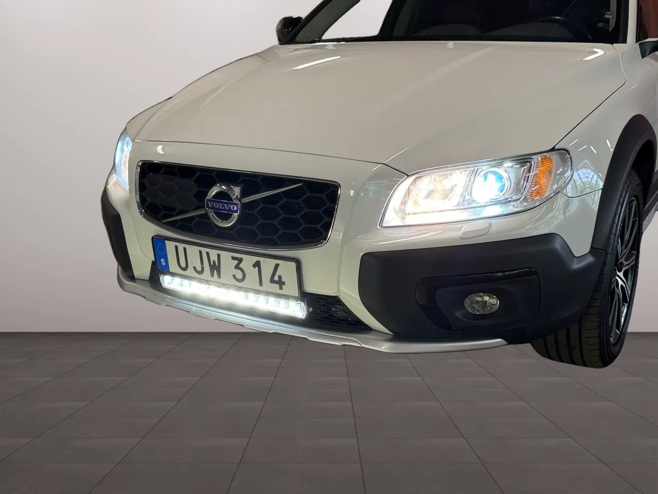 Vehicle image 22