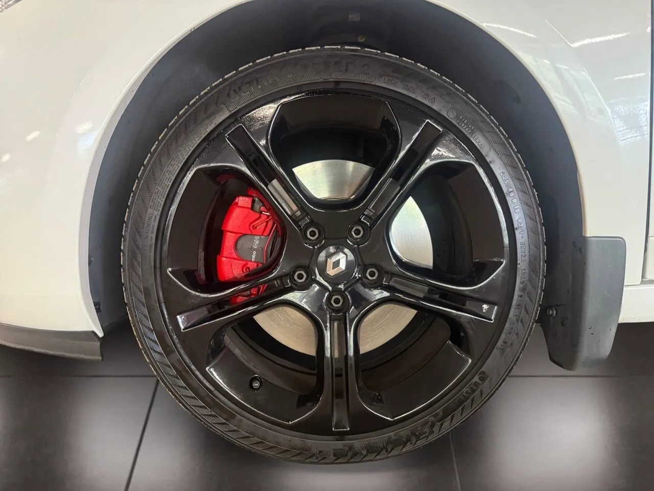 Vehicle image 21