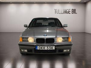 BMW 320 bild 8