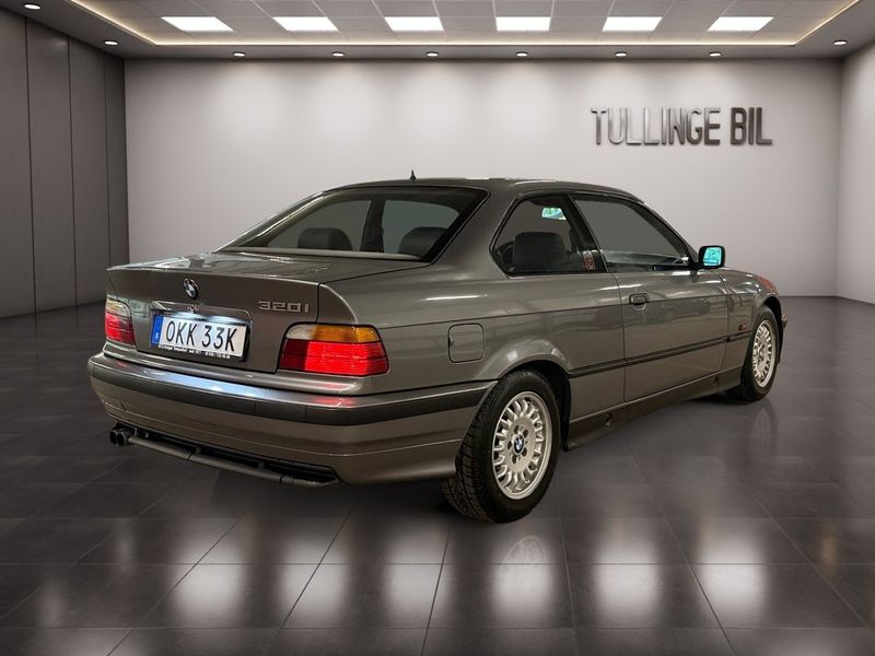 BMW 320 bild 5